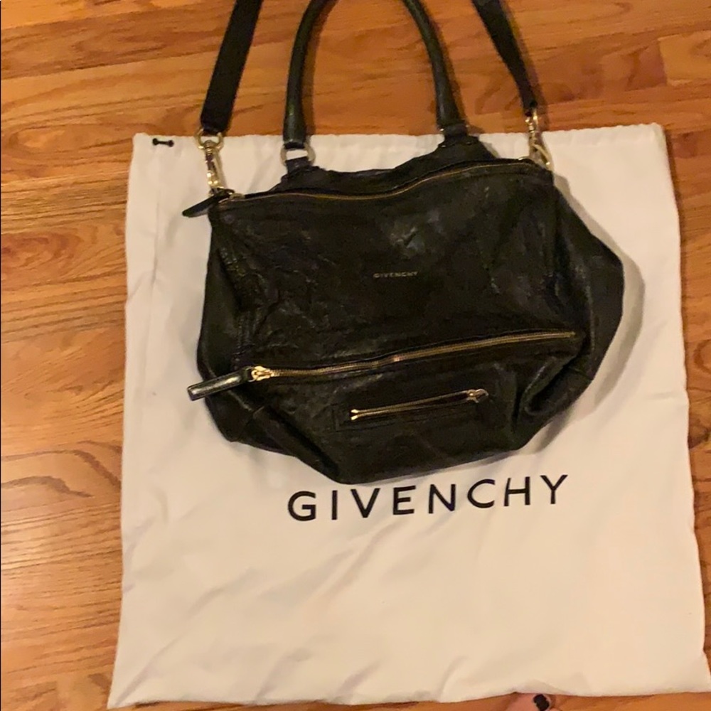 Givenchy medium size pandora bag